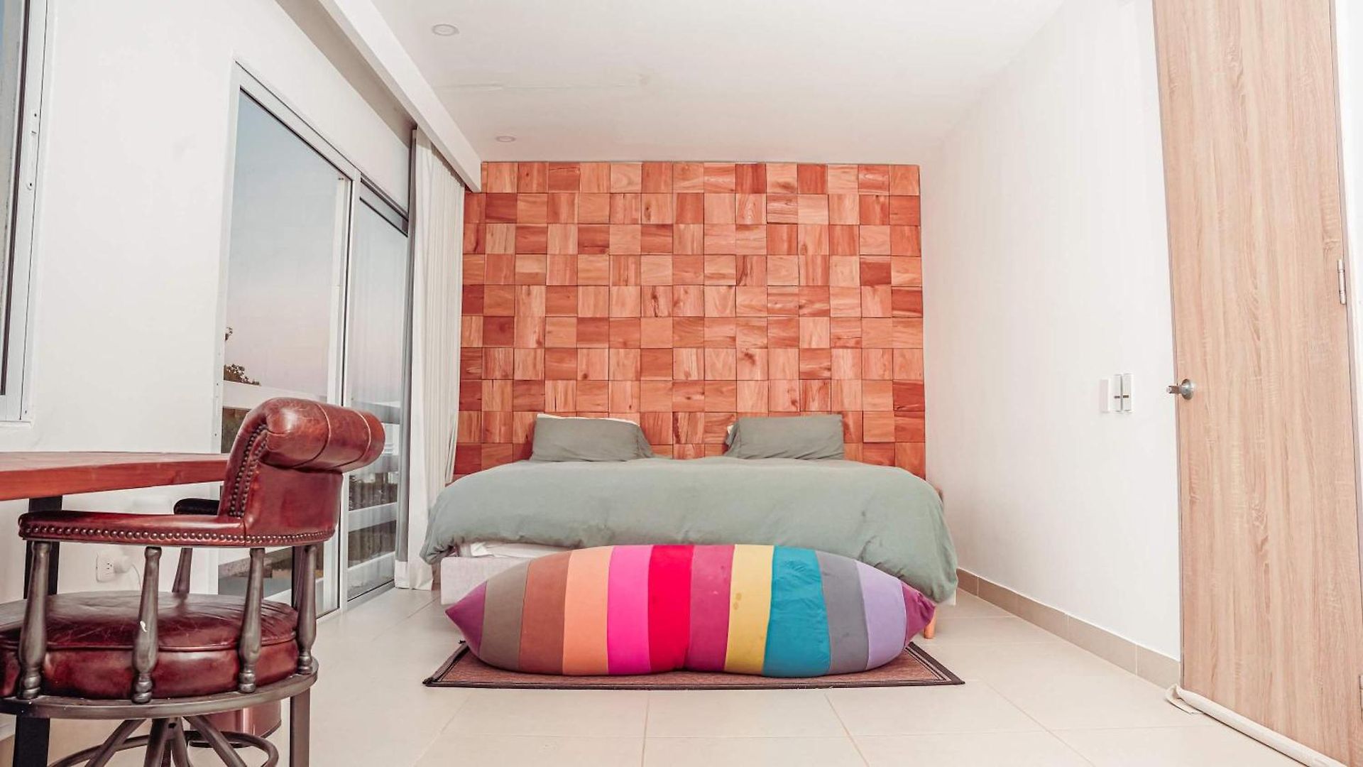 Karibana Paradise