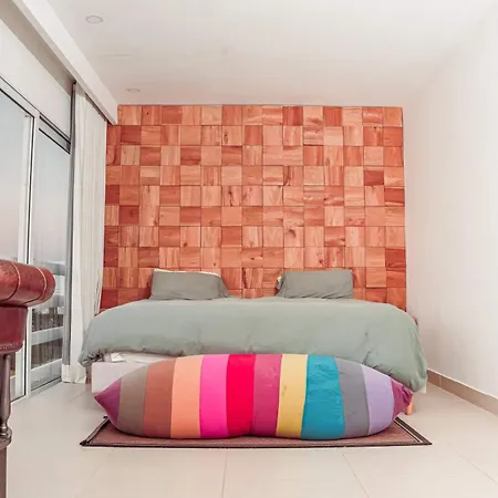 Karibana Paradise